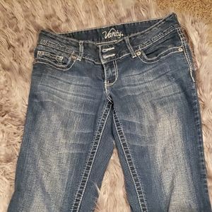 Vanity Jean's 28x33L